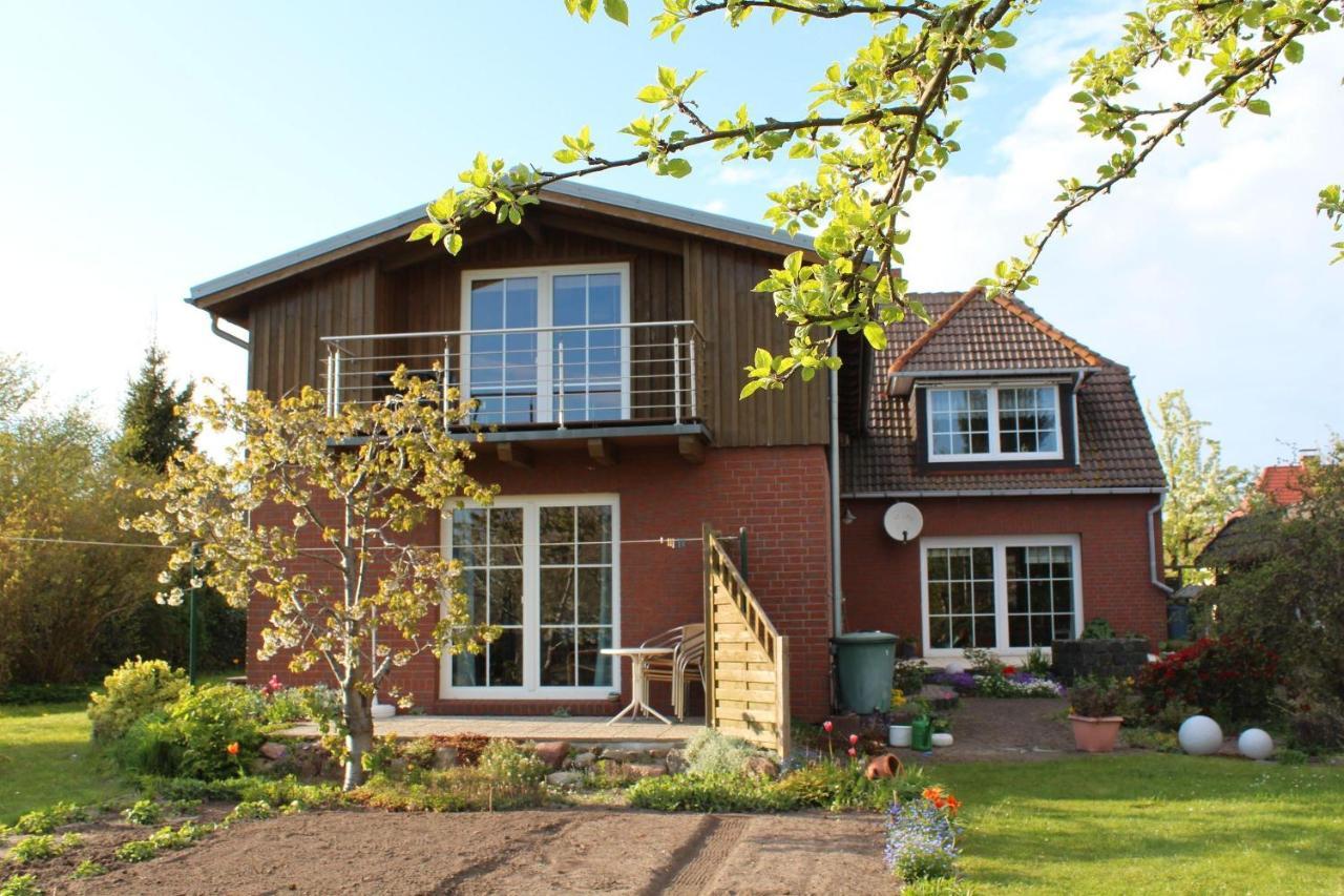Hauptdeck Apartment Dierhagen Exterior photo